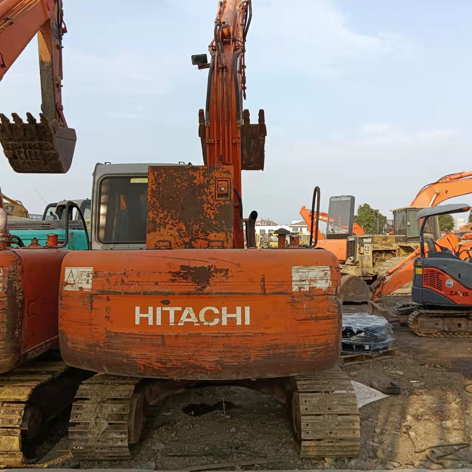 HITACHI EX60-5 - Pelle sur chenille: photos 1 HITACHI EX60-5 - Pelle sur chenille: photos 1