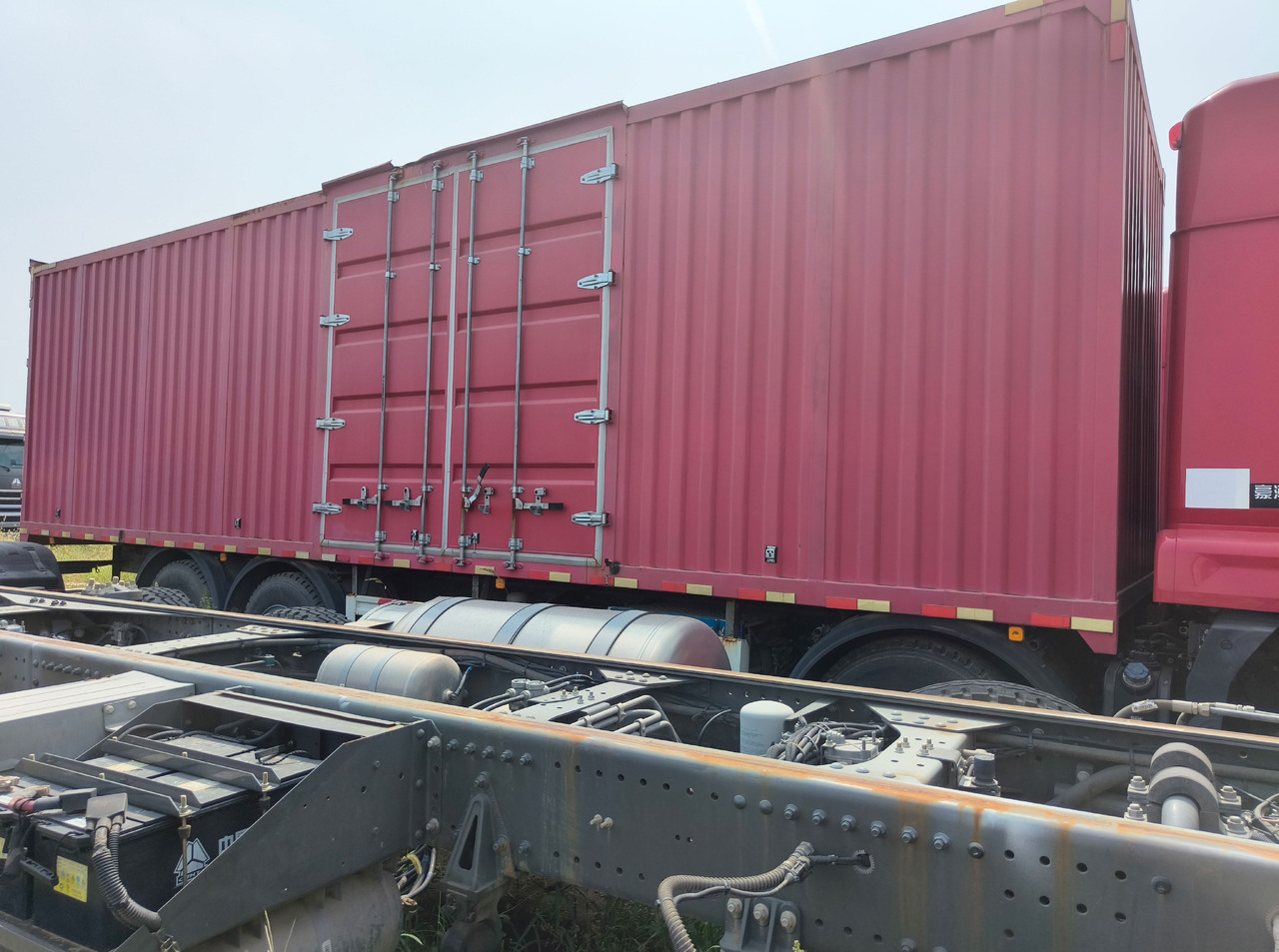 HOWO Haohan N7 Box Truck Click Here for Discount - Camion fourgon: photos 5 HOWO Haohan N7 Box Truck Click Here for Discount - Camion fourgon: photos 5