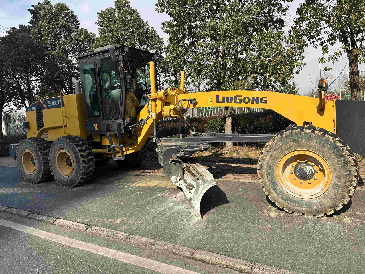 LIUGONG Grader 4180 - Niveleuse: photos 4 LIUGONG Grader 4180 - Niveleuse: photos 4