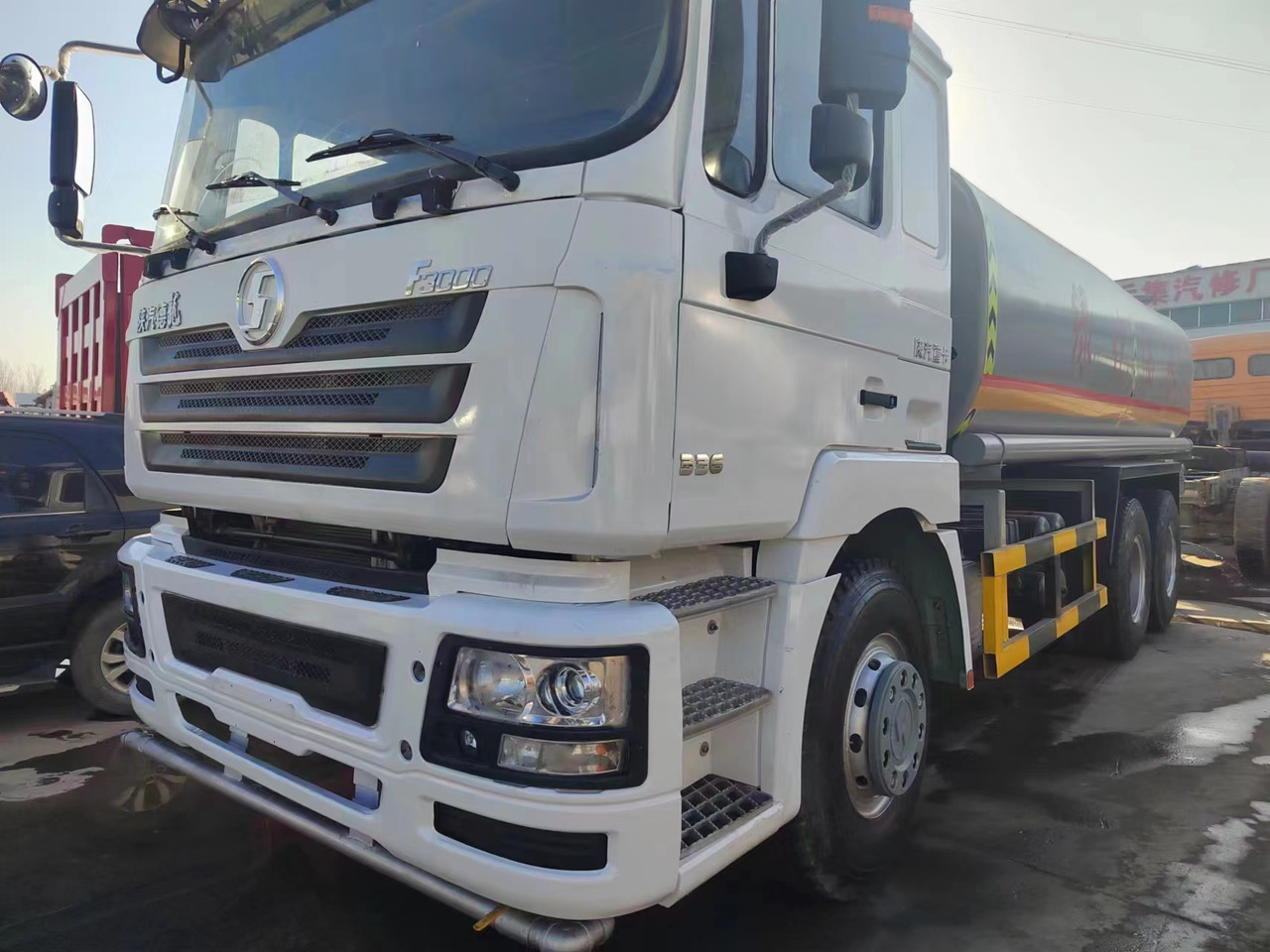 SHACMAN F3000 Water Tanker Click Here For DISCOUNT - Camion citerne: photos 2 SHACMAN F3000 Water Tanker Click Here For DISCOUNT - Camion citerne: photos 2