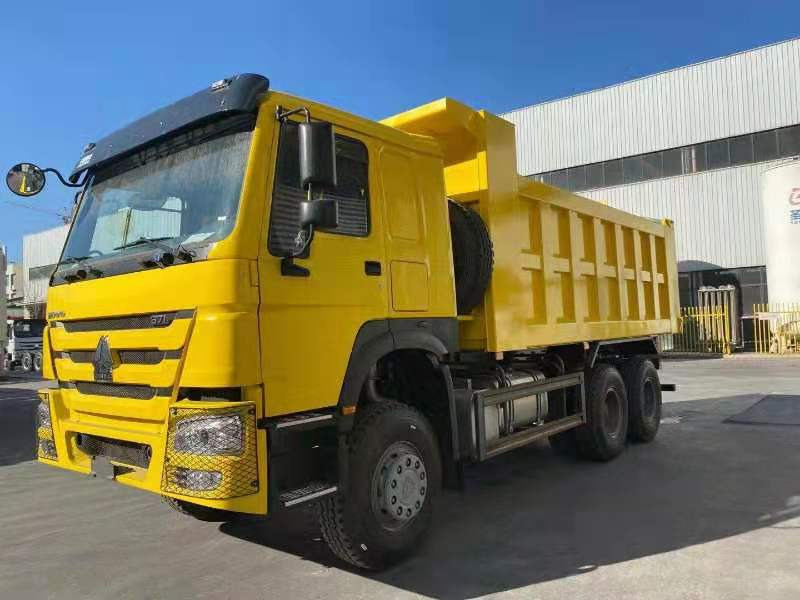 SINOTRUK HOWO 371 6X4 CLICK HERE FOR DISCOUNT - Camion benne: photos 1 SINOTRUK HOWO 371 6X4 CLICK HERE FOR DISCOUNT - Camion benne: photos 1