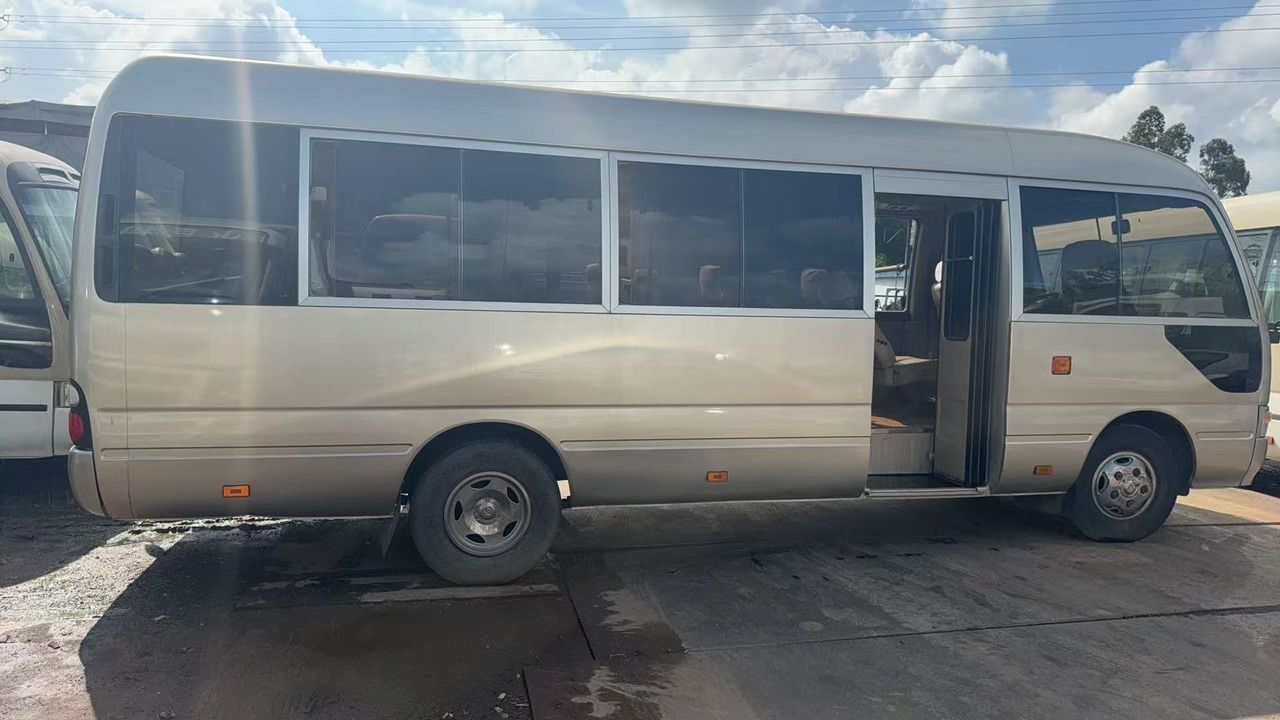 TOYOTA Coach 19 Seats Click Here for Discount - Autocar: photos 3 TOYOTA Coach 19 Seats Click Here for Discount - Autocar: photos 3