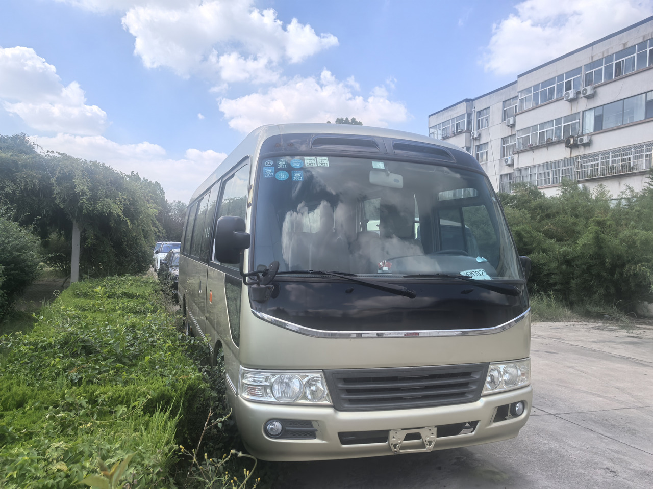 TOYOTA Mini Bus Click here for Discount - Autocar: photos 2 TOYOTA Mini Bus Click here for Discount - Autocar: photos 2