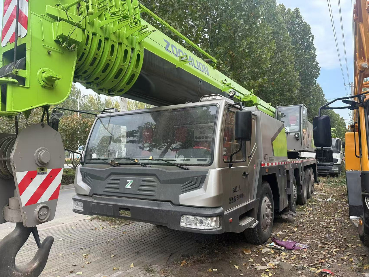 ZOOMLION Crane 100 Ton Click Here for Discount - Grue: photos 1 ZOOMLION Crane 100 Ton Click Here for Discount - Grue: photos 1