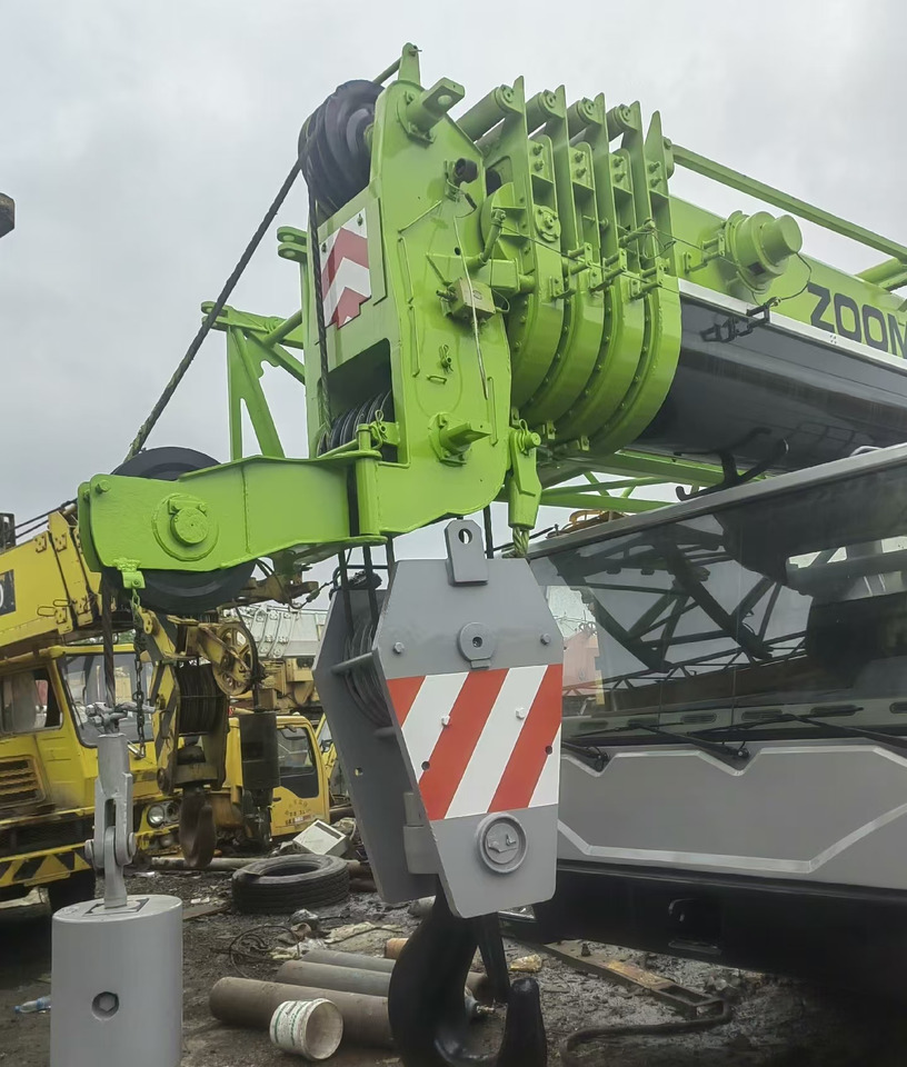 ZOOMLION Crane 50 Ton - Grue: photos 1 ZOOMLION Crane 50 Ton - Grue: photos 1