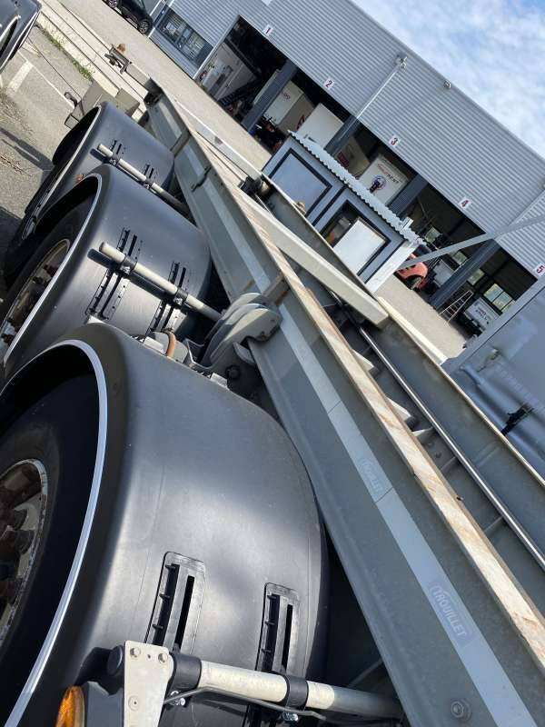 Semi-remorque 3 Essieux 38 TONNES CHARIOT COULISSANT - Semi-remorque porte-conteneur/ Caisse mobile: photos 4 Semi-remorque 3 Essieux 38 TONNES CHARIOT COULISSANT - Semi-remorque porte-conteneur/ Caisse mobile: photos 4