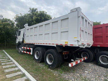 SHACMAN Shacman Tipper Truck F3000 for Sale in Nigeria - Camion: photos 2 SHACMAN Shacman Tipper Truck F3000 for Sale in Nigeria - Camion: photos 2