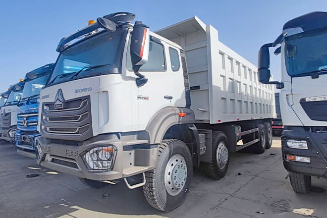 SINOTRUK Sino Howo 8x4 Dump truck for Sale in Senegal - Camion benne: photos 4 SINOTRUK Sino Howo 8x4 Dump truck for Sale in Senegal - Camion benne: photos 4