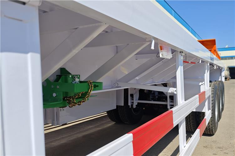 TITAN 13m Semi Truck Flatbed Trailer For Sale In Nigeria - Semi-remorque châssis: photos 3 TITAN 13m Semi Truck Flatbed Trailer For Sale In Nigeria - Semi-remorque châssis: photos 3