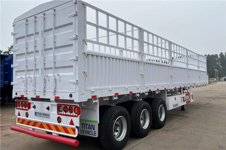 TITAN 2025 New Fence Semi Trailer for Sale In Tanzania - Semi-remorque bétaillère: photos 3 TITAN 2025 New Fence Semi Trailer for Sale In Tanzania - Semi-remorque bétaillère: photos 3