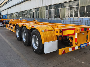 TITAN 3 Axle Container Chassis for Sale in Malawi - Semi-remorque châssis: photos 1 TITAN 3 Axle Container Chassis for Sale in Malawi - Semi-remorque châssis: photos 1