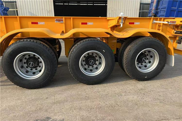 TITAN 3 Axle Container Skeletal Trailer with Air Suspension for Sale In Aruba - Semi-remorque châssis: photos 4 TITAN 3 Axle Container Skeletal Trailer with Air Suspension for Sale In Aruba - Semi-remorque châssis: photos 4