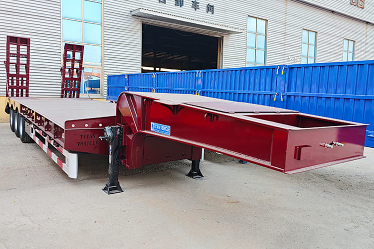 TITAN 3 Axle Low Bed Trailer for Sale in Saudi Arabia - Semi-remorque surbaissé: photos 1 TITAN 3 Axle Low Bed Trailer for Sale in Saudi Arabia - Semi-remorque surbaissé: photos 1