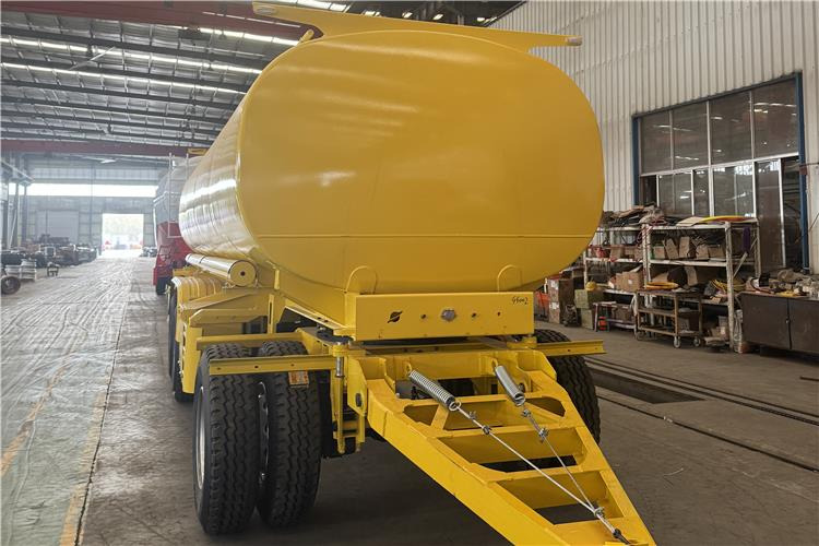 TITAN Drawbar Tanker Trailer for Sale In Guyana - Semi-remorque citerne: photos 3 TITAN Drawbar Tanker Trailer for Sale In Guyana - Semi-remorque citerne: photos 3