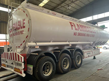 TITAN Semi Oil Tanker Trailer for Sale in Kazakhstan - Semi-remorque citerne: photos 4 TITAN Semi Oil Tanker Trailer for Sale in Kazakhstan - Semi-remorque citerne: photos 4