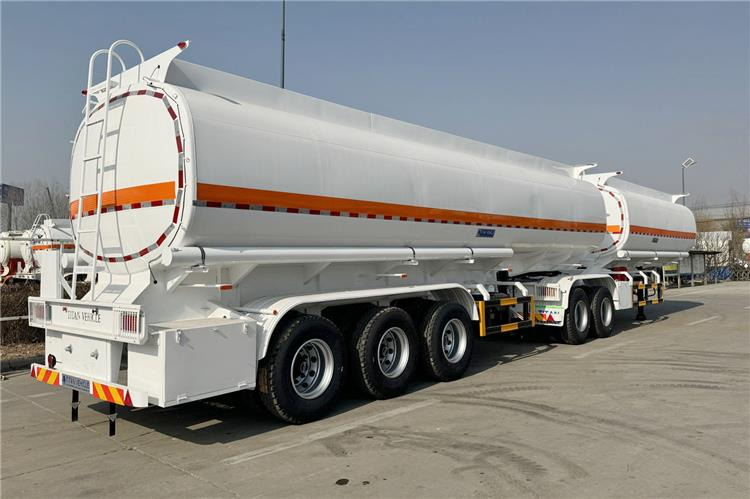 TITAN Superlink Fuel Tanker Trailer for Sale In Anglo - Semi-remorque citerne: photos 1 TITAN Superlink Fuel Tanker Trailer for Sale In Anglo - Semi-remorque citerne: photos 1