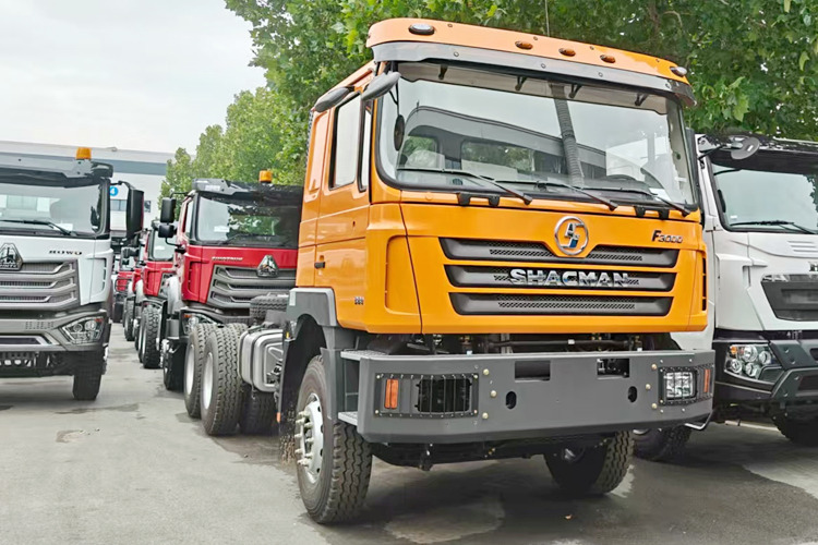 SHACMAN F3000 Shacman Truck Head for Sale in Saudi Arabia - Tracteur routier: photos 1 SHACMAN F3000 Shacman Truck Head for Sale in Saudi Arabia - Tracteur routier: photos 1