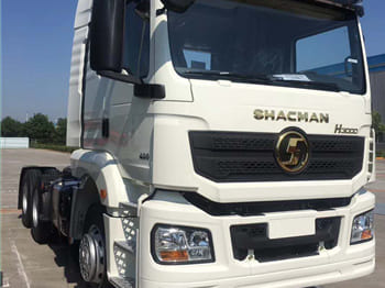 SHACMAN Shacman Tractor Cargo Truck for Sale in Namibia - Tracteur routier: photos 3 SHACMAN Shacman Tractor Cargo Truck for Sale in Namibia - Tracteur routier: photos 3