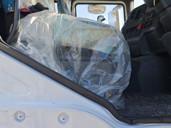 SHACMAN Shacman Truck Tractor Head for Sale in Zambia - Tracteur routier: photos 3 SHACMAN Shacman Truck Tractor Head for Sale in Zambia - Tracteur routier: photos 3