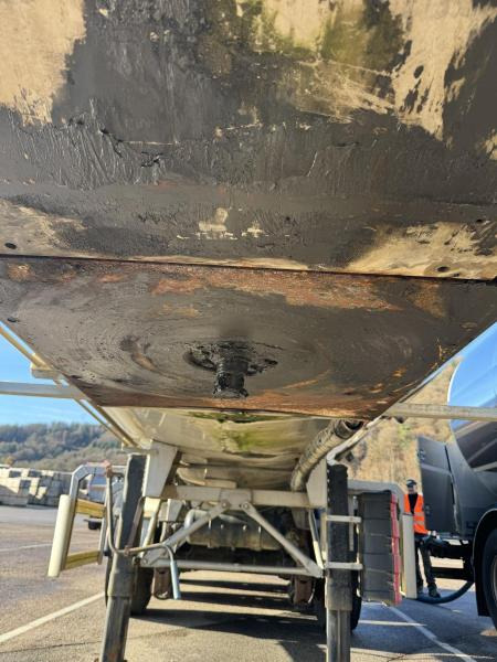 Eta - Semi-remorque citerne: photos 3 Eta - Semi-remorque citerne: photos 3