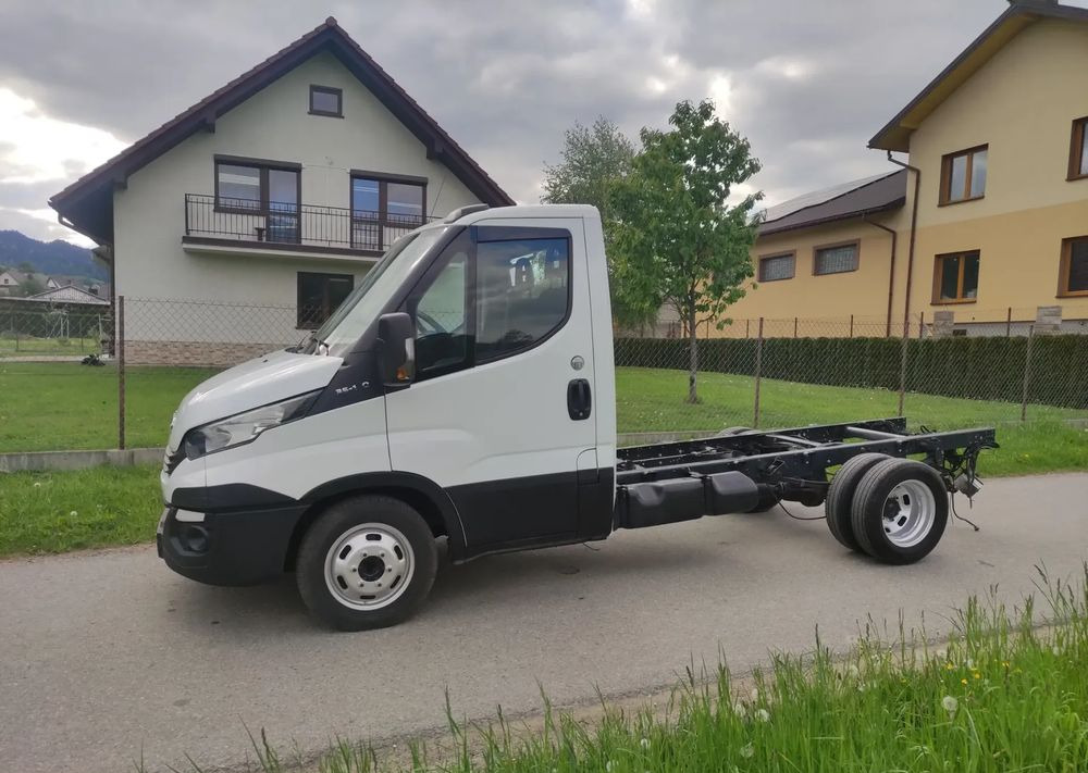 Iveco DAILY 35c14 2.3 hpi rama do zabudowy, - Châssis cabine: photos 5 Iveco DAILY 35c14 2.3 hpi rama do zabudowy, - Châssis cabine: photos 5