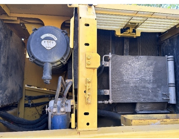 Pelle sur chenille 2022 Komatsu PC200-8: photos 8