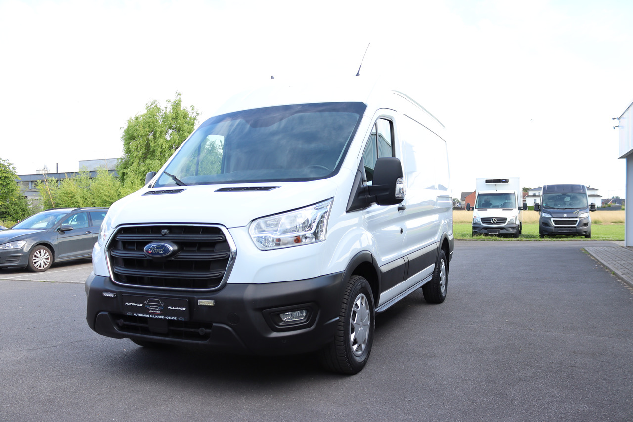 Ford Transit - Fourgon utilitaire: photos 1 Ford Transit - Fourgon utilitaire: photos 1