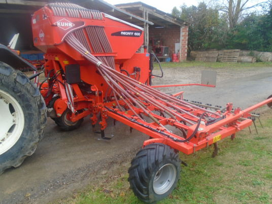 Kuhn MEGANT 600 - Semoir: photos 5 Kuhn MEGANT 600 - Semoir: photos 5