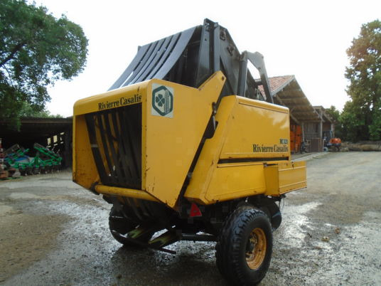 Rivierre RC 121 - Presse à balles rondes: photos 2 Rivierre RC 121 - Presse à balles rondes: photos 2