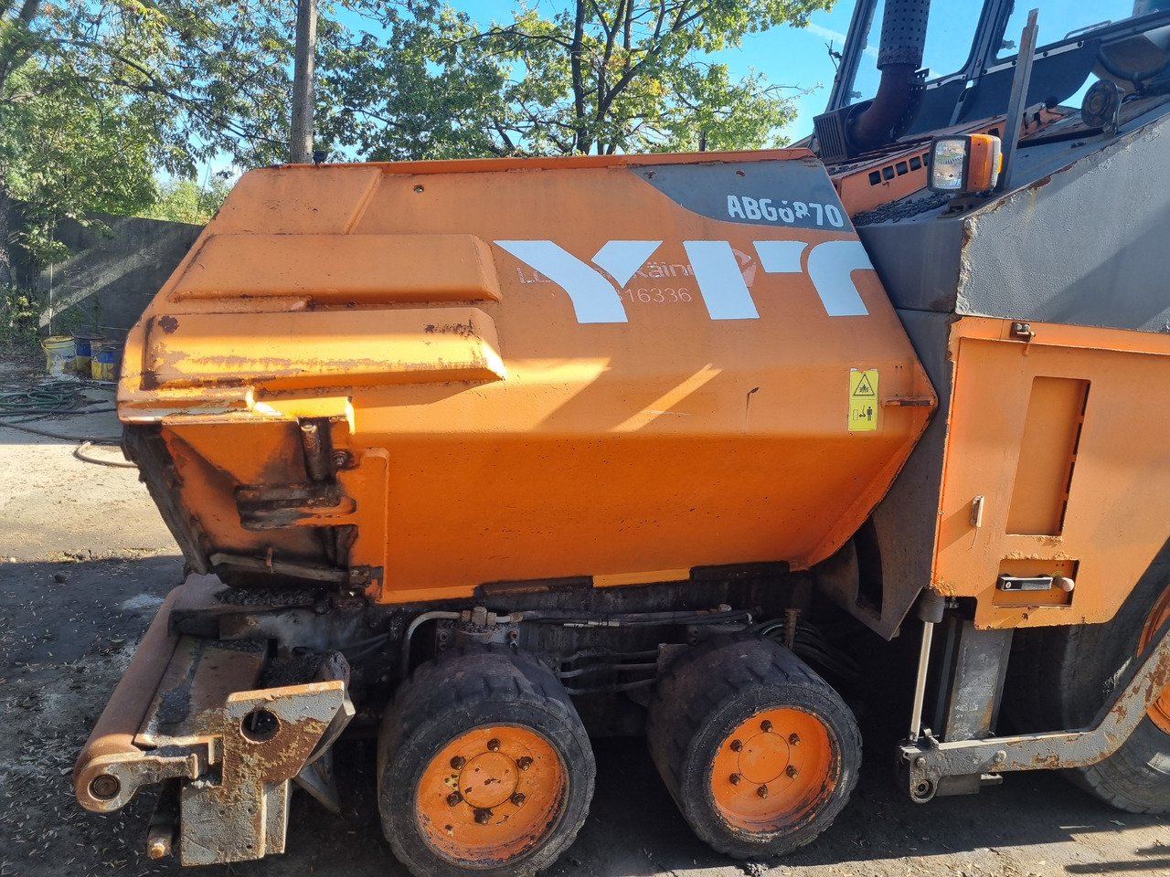 VOLVO TITAN 6870 - Finisseur: photos 3 VOLVO TITAN 6870 - Finisseur: photos 3