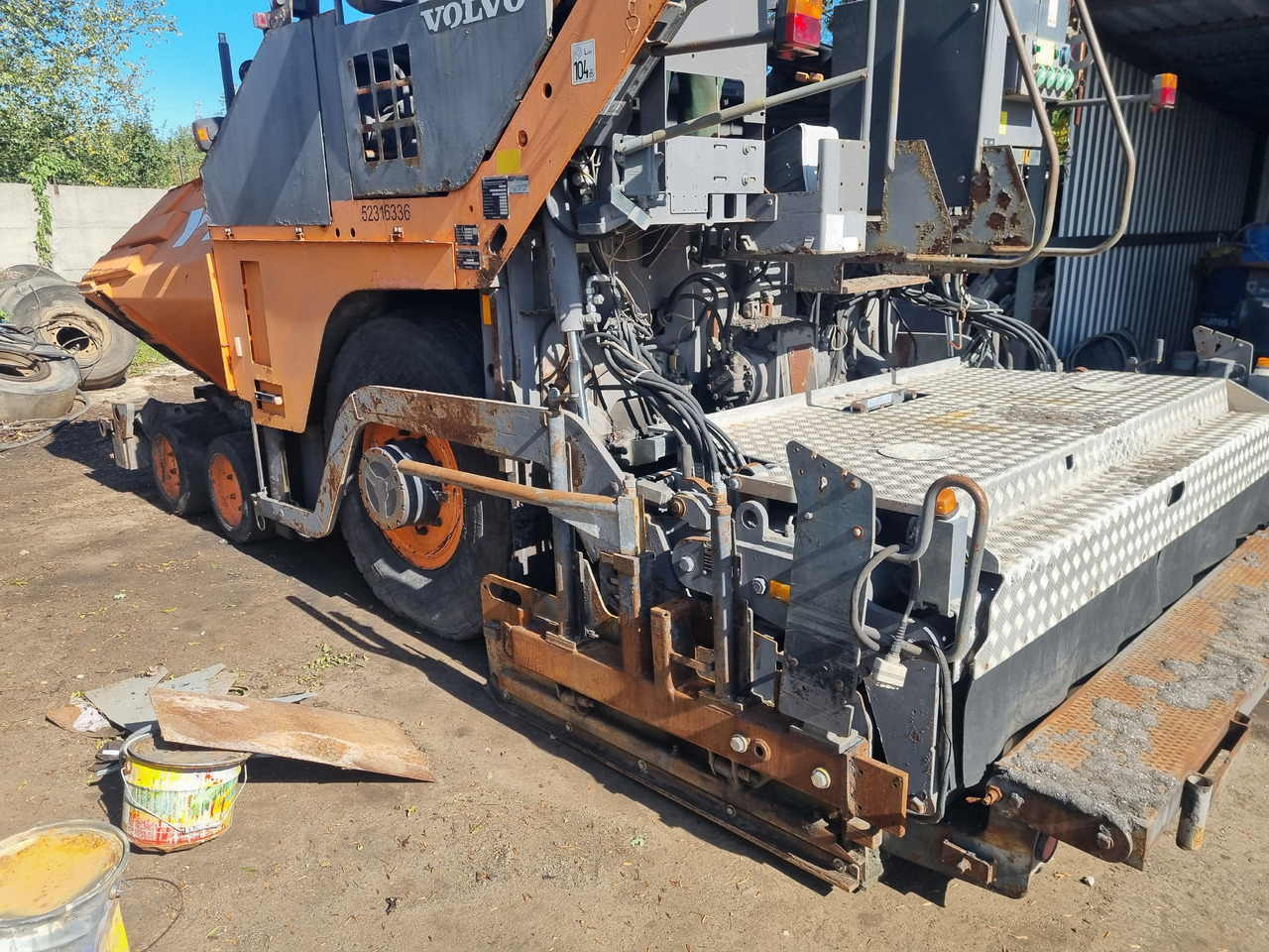 VOLVO TITAN 6870 - Finisseur: photos 4 VOLVO TITAN 6870 - Finisseur: photos 4