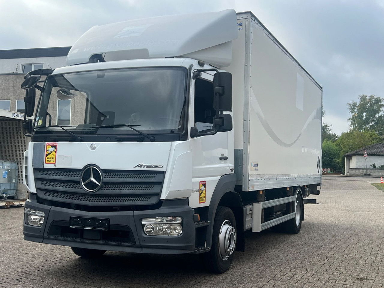 Mercedes-Benz Atego 1218 L Classic-Vermietung möglich-ADR-LBW - Camion fourgon: photos 1 Mercedes-Benz Atego 1218 L Classic-Vermietung möglich-ADR-LBW - Camion fourgon: photos 1