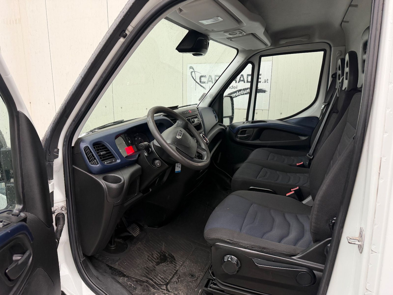 Iveco Daily 35S14 HiMatic L4H3 Maxi Iveco Daily 35S14 HiMatic L4H3 Maxi - Fourgon utilitaire: photos 5 Iveco Daily 35S14 HiMatic L4H3 Maxi Iveco Daily 35S14 HiMatic L4H3 Maxi - Fourgon utilitaire: photos 5