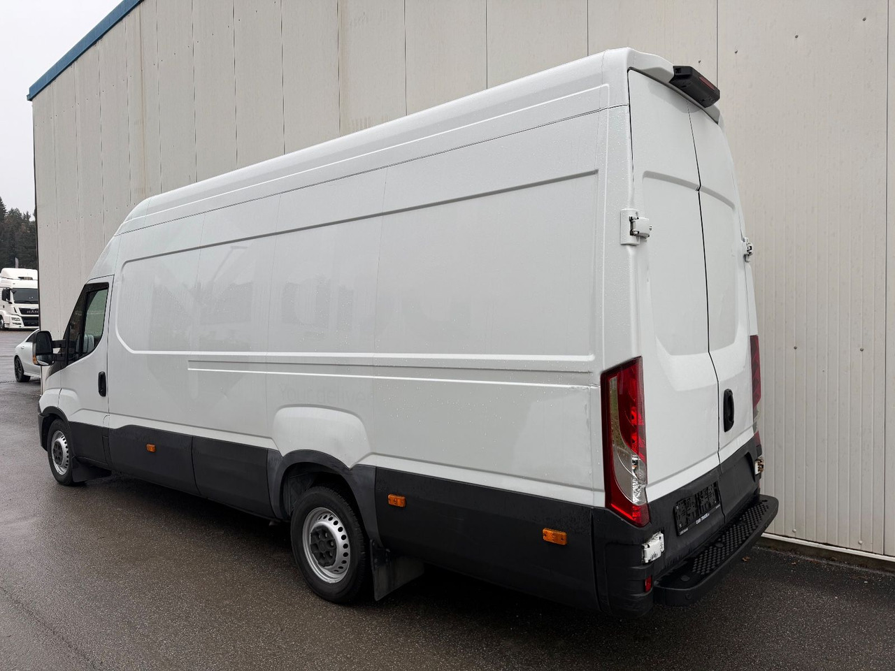 Iveco Daily 35S14 HiMatic L4H3 Maxi Iveco Daily 35S14 HiMatic L4H3 Maxi - Fourgon utilitaire: photos 4 Iveco Daily 35S14 HiMatic L4H3 Maxi Iveco Daily 35S14 HiMatic L4H3 Maxi - Fourgon utilitaire: photos 4