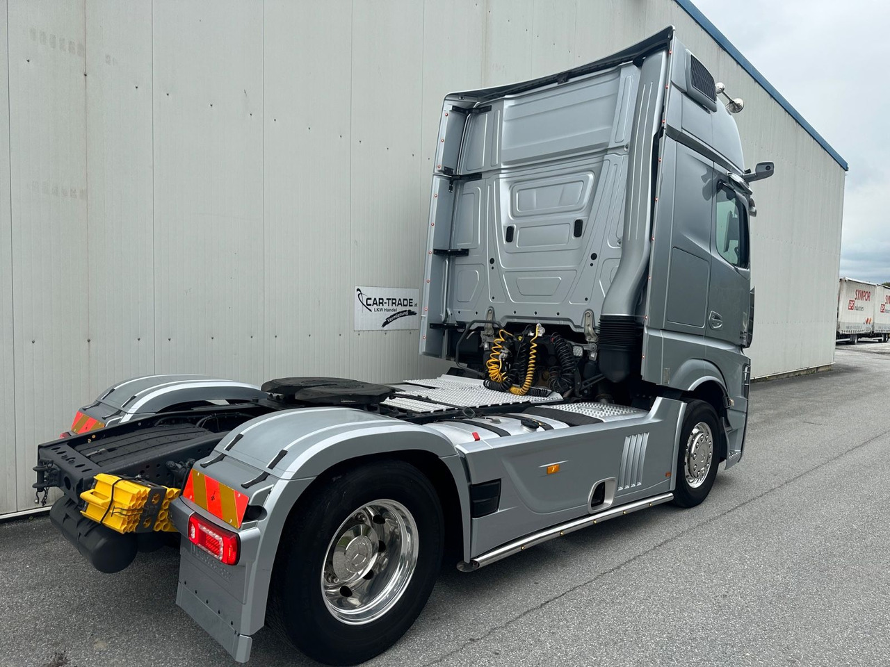 Mercedes-Benz 1963 Edition I 1of400 Vollausstattung - Tracteur routier: photos 3 Mercedes-Benz 1963 Edition I 1of400 Vollausstattung - Tracteur routier: photos 3