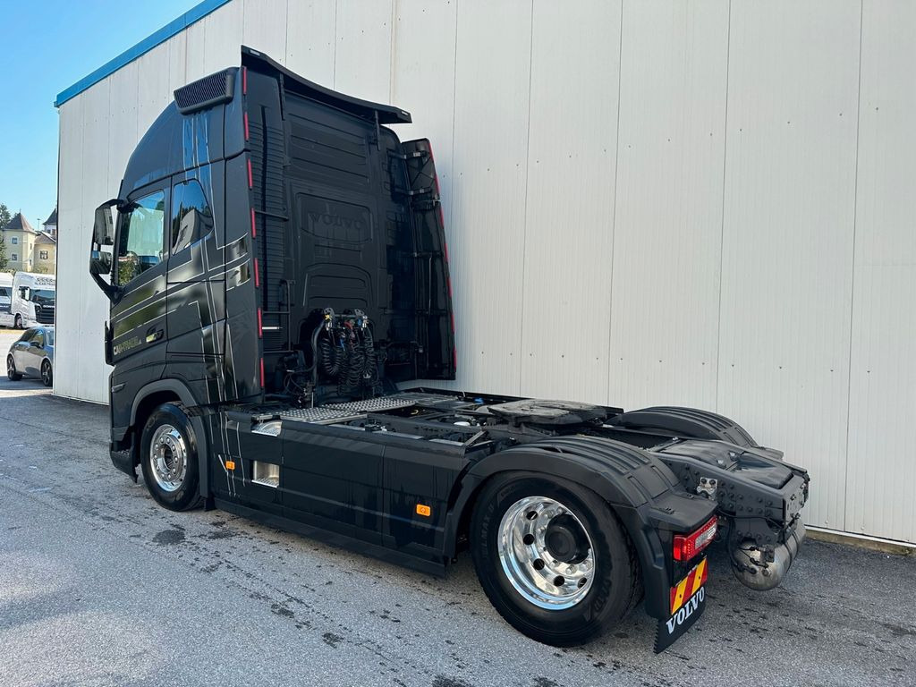 Volvo FH 750 XL Retarder Vollausstattung - Tracteur routier: photos 4 Volvo FH 750 XL Retarder Vollausstattung - Tracteur routier: photos 4