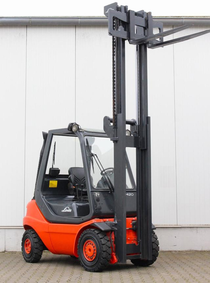 Chariot élévateur diesel LINDE H20D Diesel TOP Zustand -  UVV NEU: photos 14
