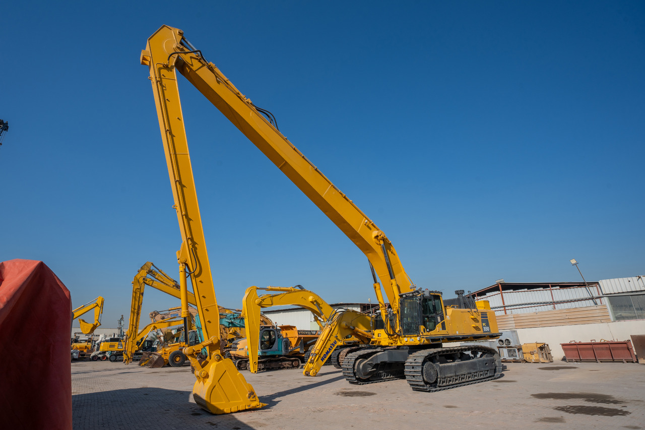 KOMATSU PC850-8R1 - Pelle sur chenille: photos 1 KOMATSU PC850-8R1 - Pelle sur chenille: photos 1