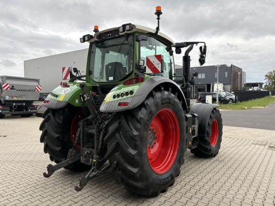Fendt 720 VARIO S4 POWER - Tracteur agricole: photos 3 Fendt 720 VARIO S4 POWER - Tracteur agricole: photos 3