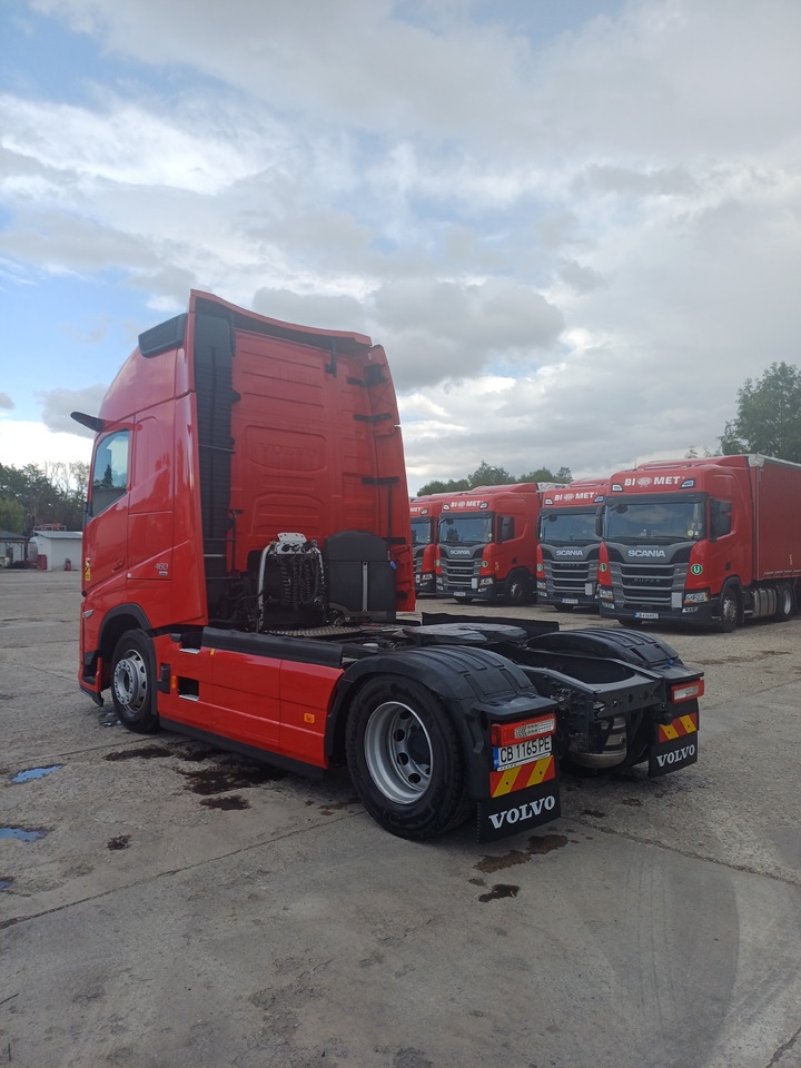 VOLVO FH 460T 4x2T , AERO , 3 PIECES - Tracteur routier: photos 4 VOLVO FH 460T 4x2T , AERO , 3 PIECES - Tracteur routier: photos 4