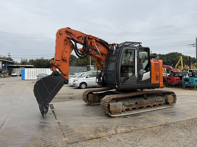 HITACHI ZX135USK-5B - Pelle sur chenille: photos 1 HITACHI ZX135USK-5B - Pelle sur chenille: photos 1