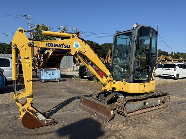 KOMATSU PC30MR-5N0 - Mini pelle: photos 1 KOMATSU PC30MR-5N0 - Mini pelle: photos 1