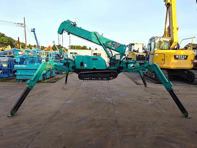 MAEDA MC-285CRM - Mini grue: photos 2 MAEDA MC-285CRM - Mini grue: photos 2