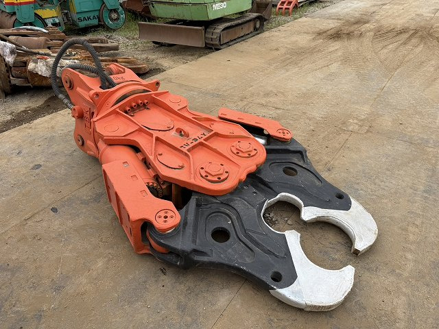 NPK SV-24X - Cisaille de démolition: photos 4 NPK SV-24X - Cisaille de démolition: photos 4