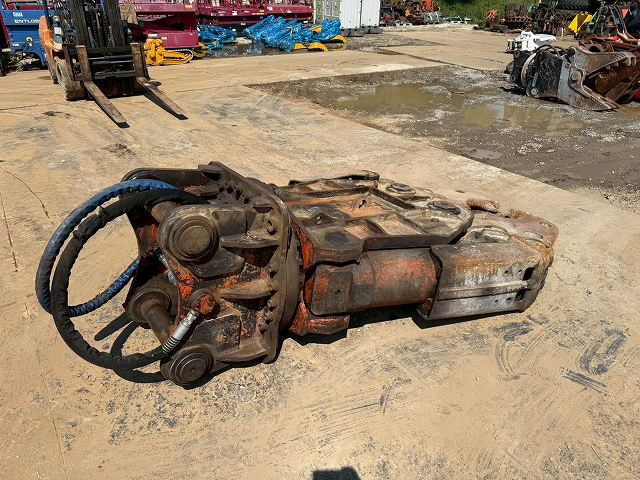 NPK SV-47X - Cisaille de démolition: photos 4 NPK SV-47X - Cisaille de démolition: photos 4