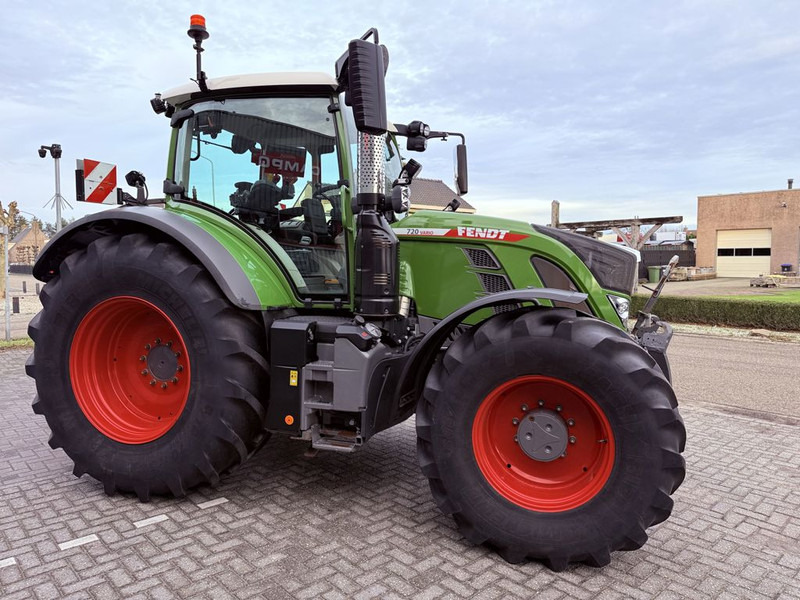 Fendt 720 Vario Profi Plus – Gen 6 - Tracteur agricole: photos 3 Fendt 720 Vario Profi Plus – Gen 6 - Tracteur agricole: photos 3
