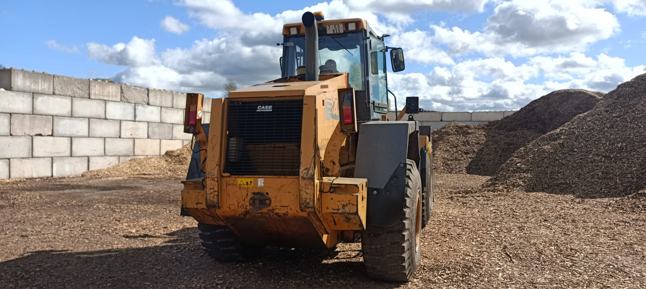 CASAE 812C - Chargeuse sur pneus: photos 5 CASAE 812C - Chargeuse sur pneus: photos 5