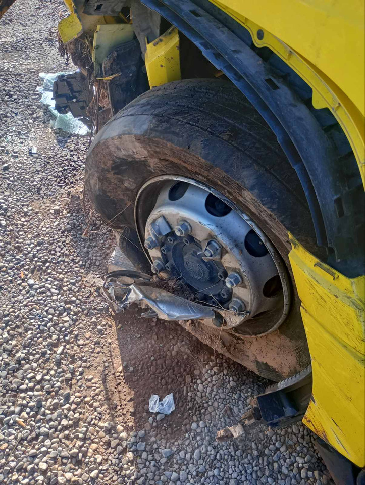 SCANIA R460 SUPER, Location: Villareal, Spain - Tracteur routier: photos 5 SCANIA R460 SUPER, Location: Villareal, Spain - Tracteur routier: photos 5