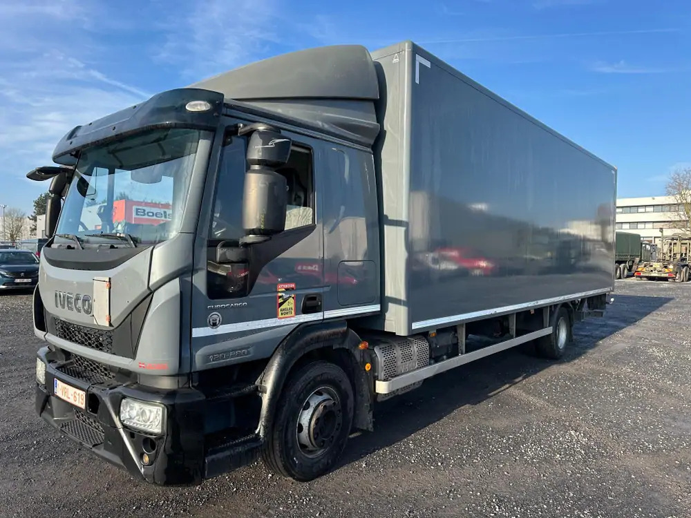 Iveco ML120E280 *Hayon 2000 kg*280 CV*caisse 7m8 - Camion fourgon: photos 1 Iveco ML120E280 *Hayon 2000 kg*280 CV*caisse 7m8 - Camion fourgon: photos 1