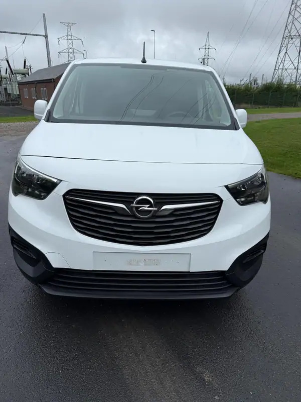 Opel Combo *102 cv*53600 km*Apple Car Play - Fourgonnette: photos 5 Opel Combo *102 cv*53600 km*Apple Car Play - Fourgonnette: photos 5